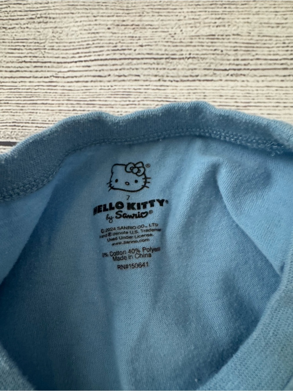 Hello Kitty Tees - Picture 8 of 8